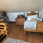 4 Star In * Grimstad (Aust-Agder)
