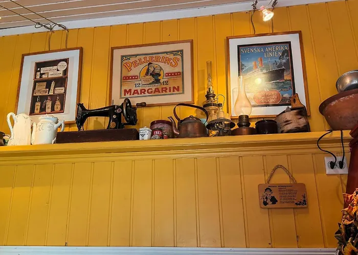 4 Star In * Grimstad (Aust-Agder)