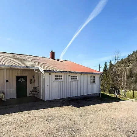 4 Star In * Grimstad