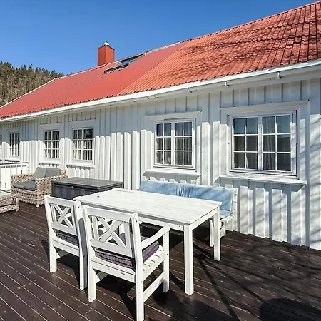 Σπίτι διακοπών 4 Star In *