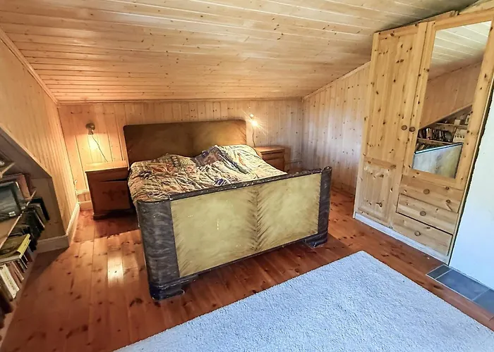 4 Star In Nyaraló